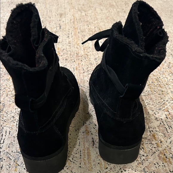 BearPaw Black Suede Boots - Picture 5 of 7